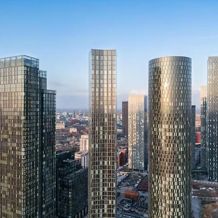 Ahg Luxury Tower Suite - 44Th Floor With Stunning City Views At Central Manchester Esterno foto