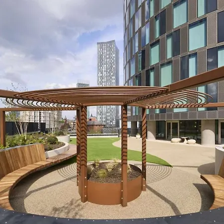 Ahg Luxury Tower Suite - 44Th Floor With Stunning City Views At Central Manchester Esterno foto